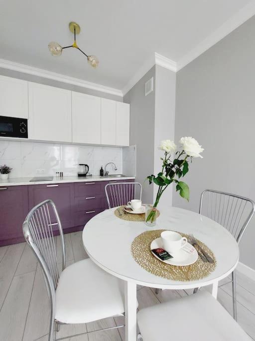Ferienwohnung Жк Only Sun В 10 Минутах От Аэропорта Astana Exterior foto