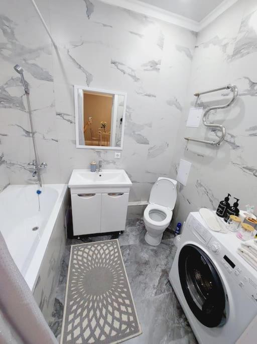 Ferienwohnung Жк Only Sun В 10 Минутах От Аэропорта Astana Exterior foto